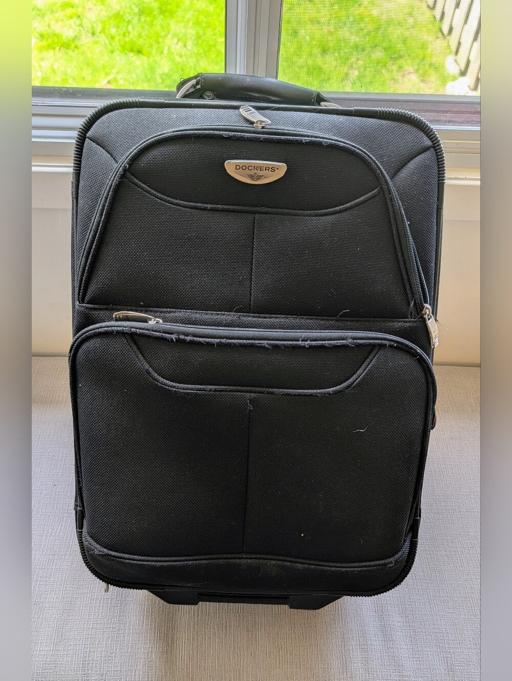 Dockers Black Rolling Carry On Suitcase